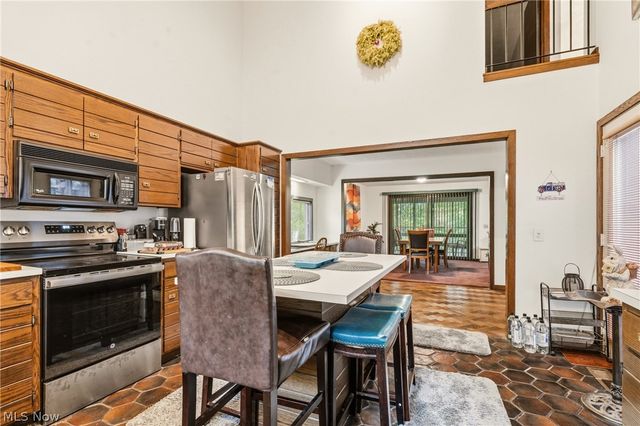 8810 Blossom Circle NW, Massillon, OH 44646