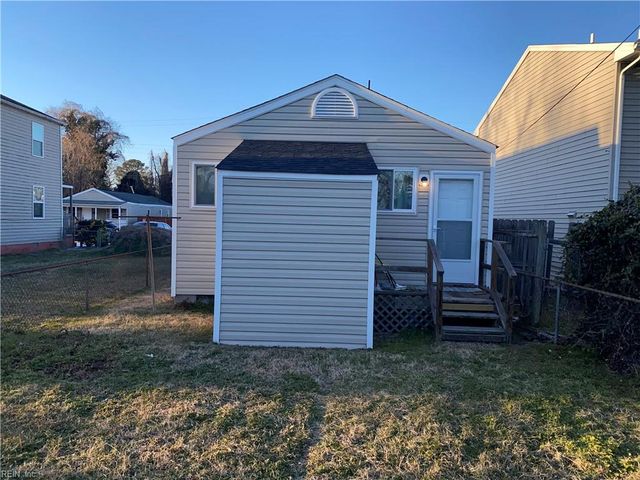 1116 28th ST, Newport News, VA 23607