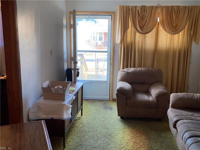 1116 28th ST, Newport News, VA 23607