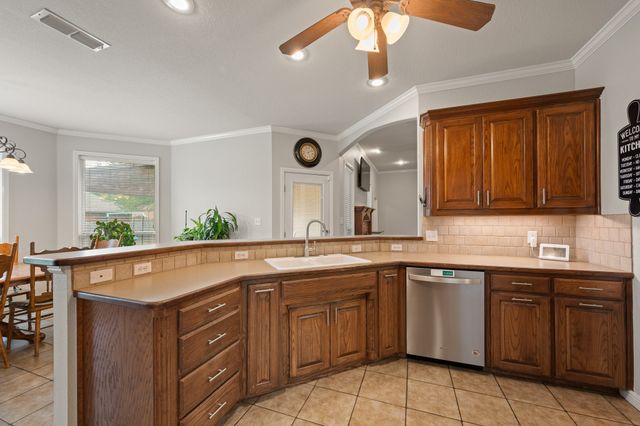 1617 Spencer Lane, Cleburne, TX 76033