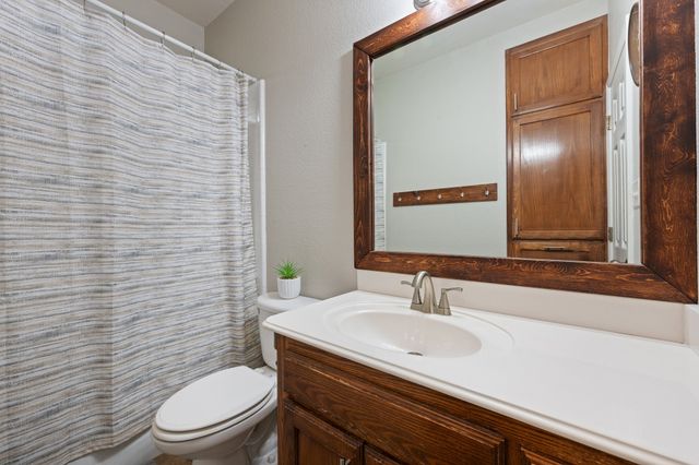 1617 Spencer Lane, Cleburne, TX 76033
