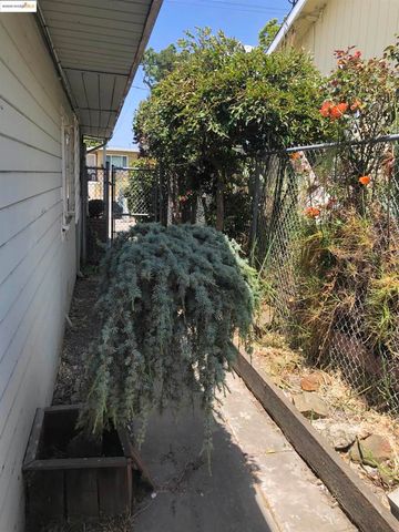 800 Payne Dr, Richmond, CA 94806
