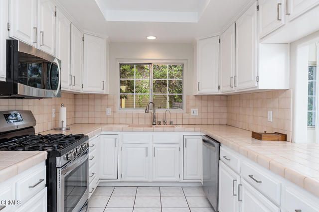 608 Pioneer Drive, Glendale, CA 91203