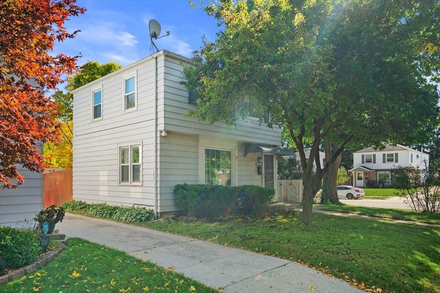 3476 S Ahmedi AVENUE, Milwaukee, WI 53207