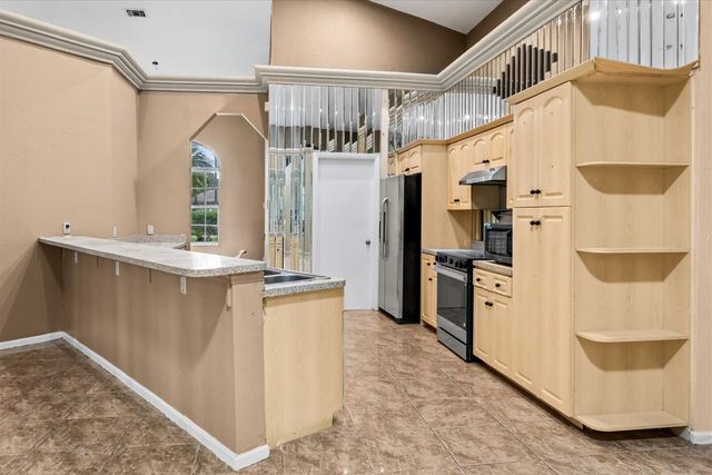12390 N 53rd Rd Road N, The Acreage, FL 33411