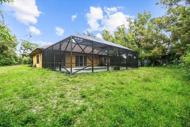 12390 N 53rd Rd Road N, The Acreage, FL 33411