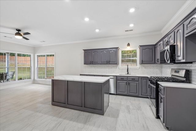 357 BOULER DR, Atoka, TN 38004