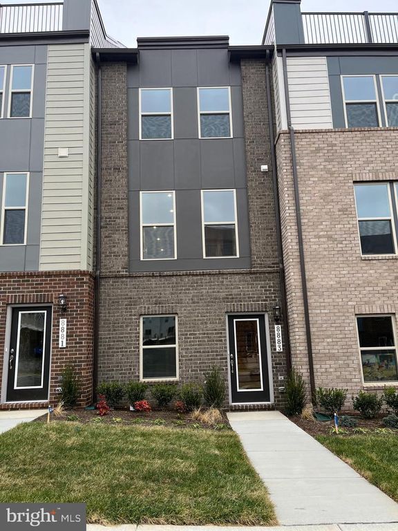 8883 CURIE ST, Manassas, VA 20109