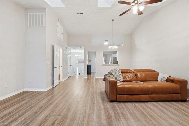 2826 Shearwater CV, Virginia Beach, VA 23454