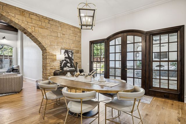 1100 LA PALOMA Court, Southlake, TX 76092