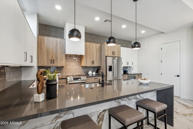 377 E WINDSOR Avenue 3, Phoenix, AZ 85004