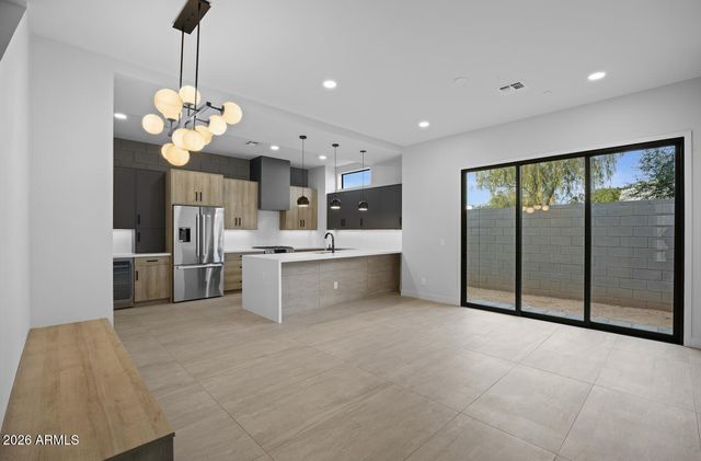 377 E WINDSOR Avenue 3, Phoenix, AZ 85004