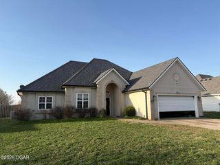 904 Larson Street, Carl Junction, MO 64834