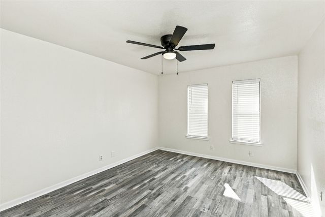308 Hickorywood Street, Azle, TX 76020