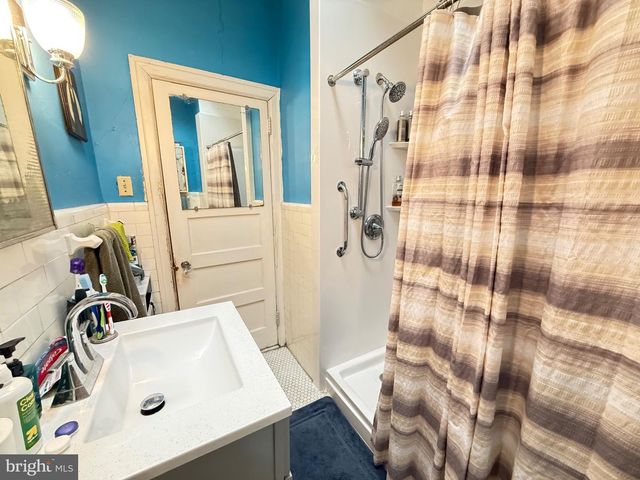 5934 CHEW AVE, Philadelphia, PA 19138