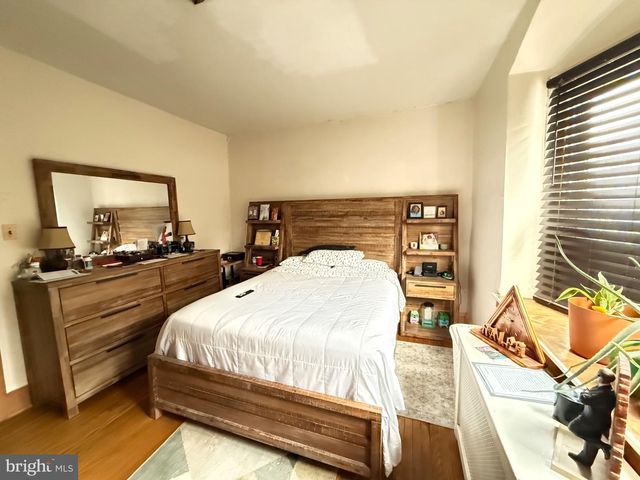 5934 CHEW AVE, Philadelphia, PA 19138