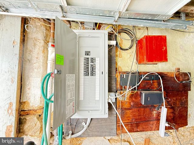 5934 CHEW AVE, Philadelphia, PA 19138