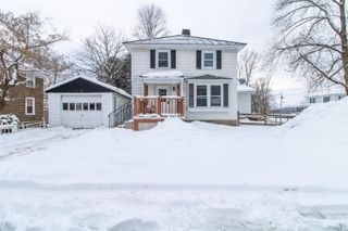 35 Laythe Street, Derby, VT 05830