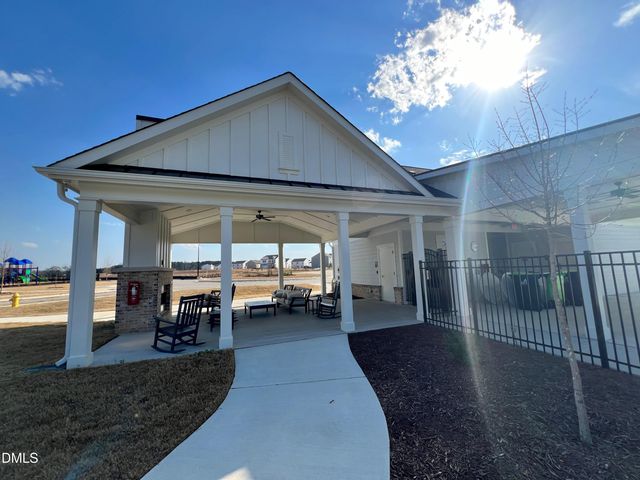 852 Bullhorn Drive, Wake Forest, NC 27587