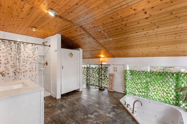 1363 S Edgewater Drive, Charleston, SC 29407