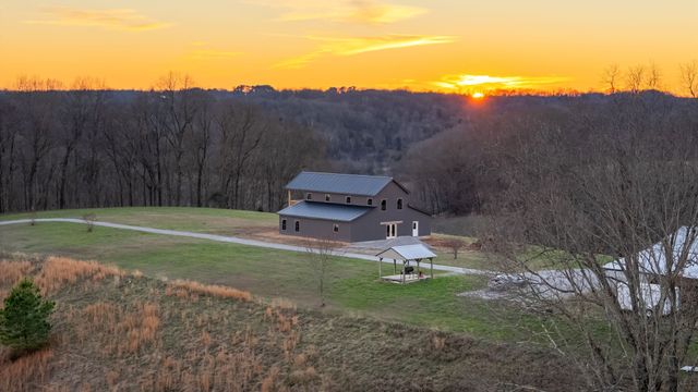 190 Reece Ln, Pulaski, TN 38478