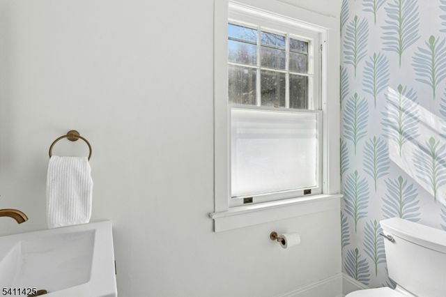 201 Maple Place, Cranford Twp., NJ 07016