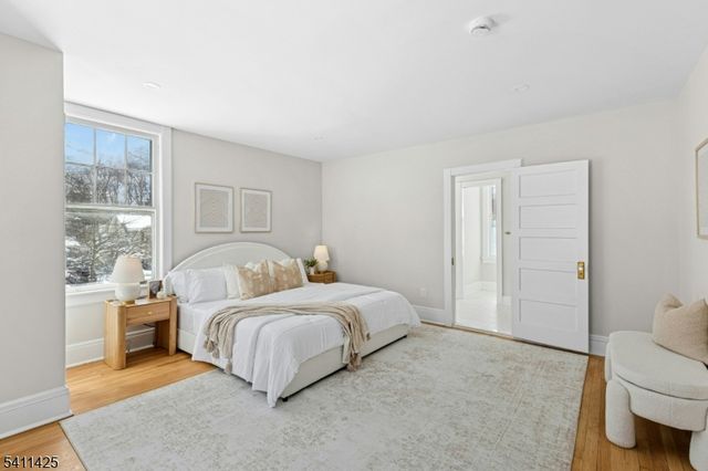 201 Maple Place, Cranford Twp., NJ 07016