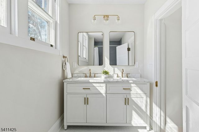 201 Maple Place, Cranford Twp., NJ 07016