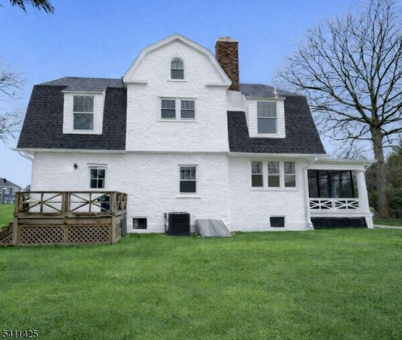 201 Maple Place, Cranford Twp., NJ 07016