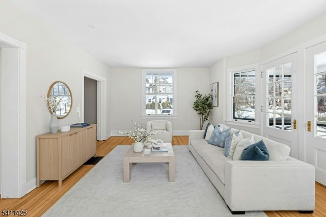 201 Maple Place, Cranford Twp., NJ 07016