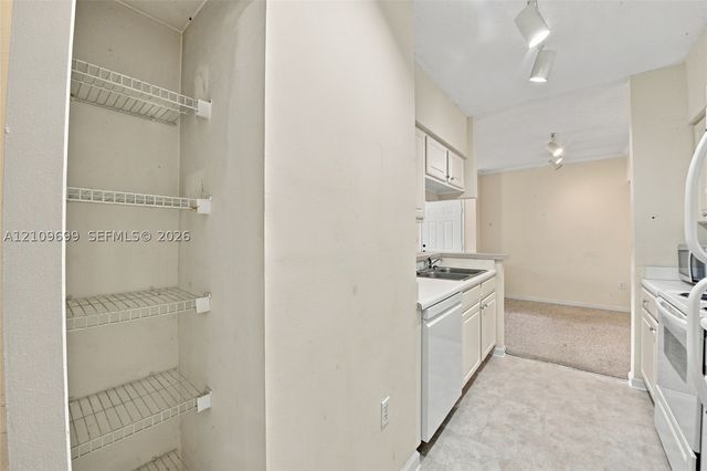 11715 W Atlantic Blvd 1807, Coral Springs, FL 33071