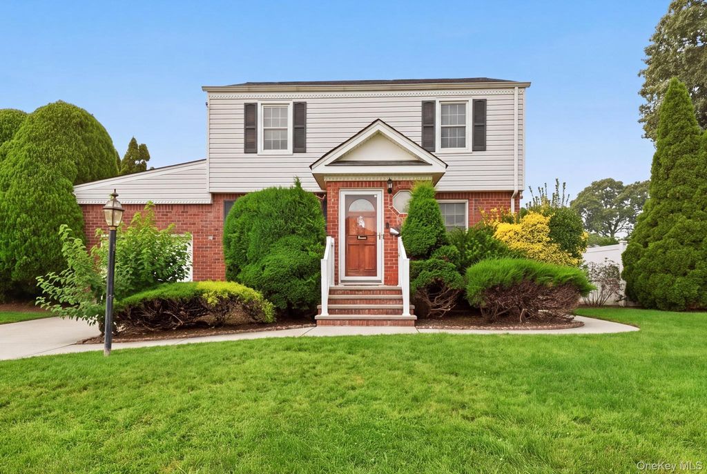 2262 1st Street, East Meadow, NY 11554 — exterior