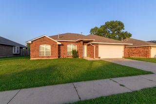 1024 Westridge Drive, Yukon, OK 73099