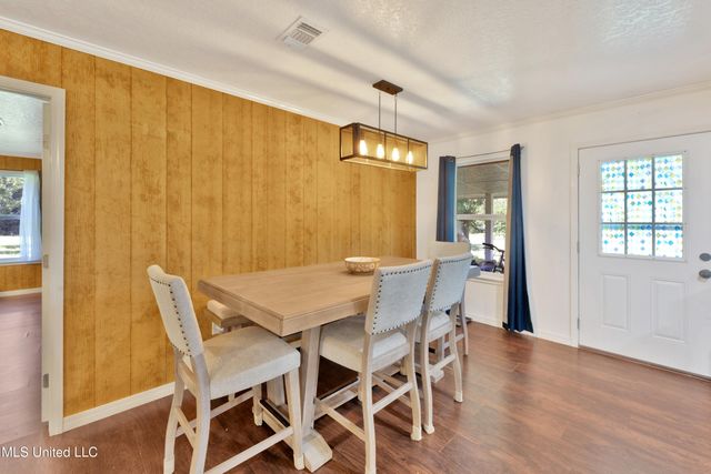 112 Wolf Branch Road, Perkinston, MS 39573
