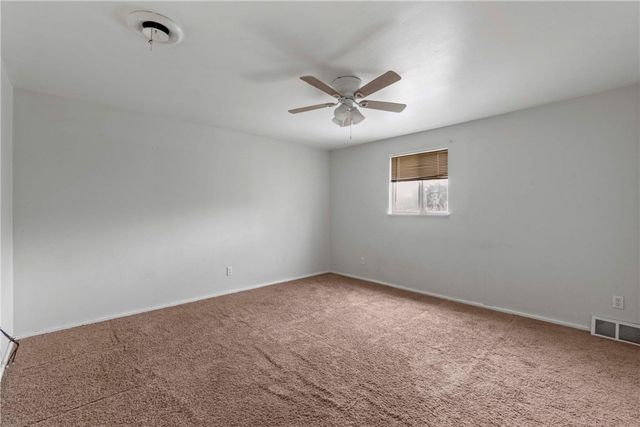 2084 Whited St, Brookline, PA 15210