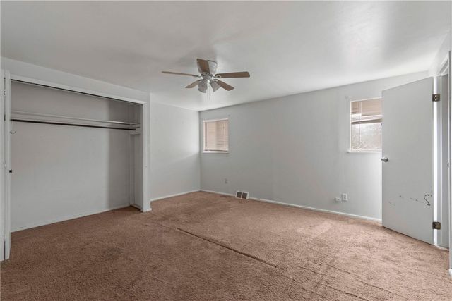 2084 Whited St, Brookline, PA 15210