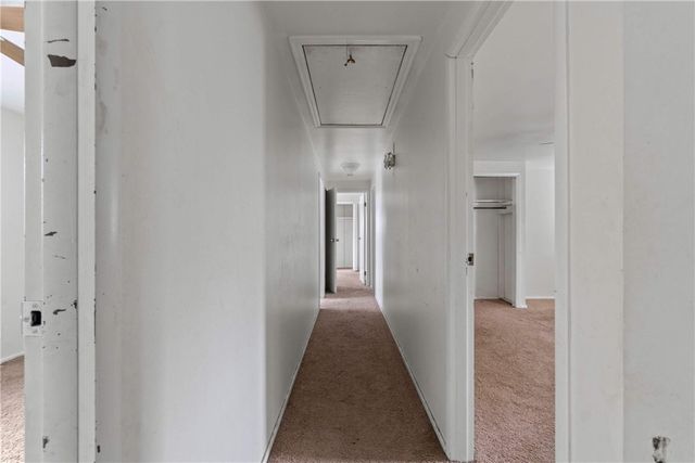 2084 Whited St, Brookline, PA 15210