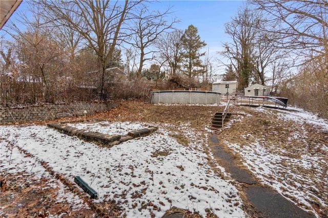 2084 Whited St, Brookline, PA 15210