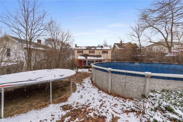 2084 Whited St, Brookline, PA 15210