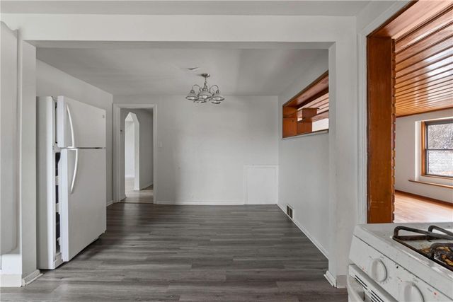 2084 Whited St, Brookline, PA 15210