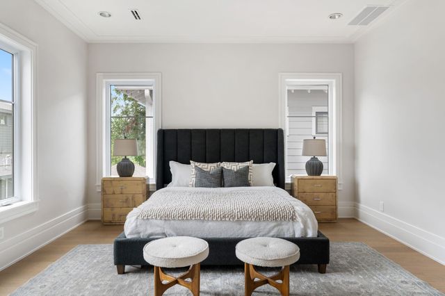 1023 Euclid Street, Houston, TX 77009