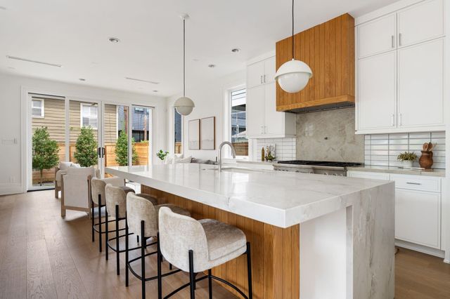 1023 Euclid Street, Houston, TX 77009