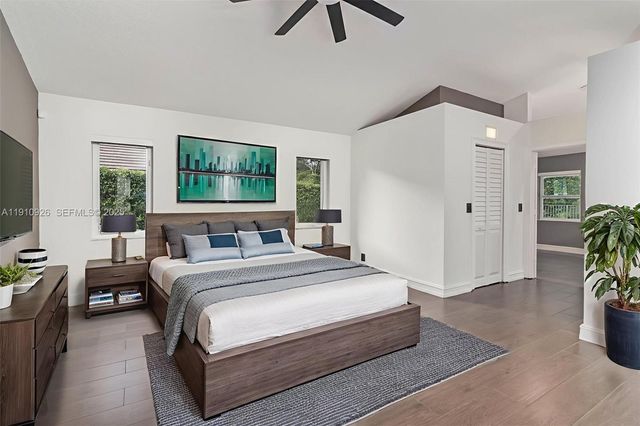 1222 Manor Ct, Weston, FL 33326