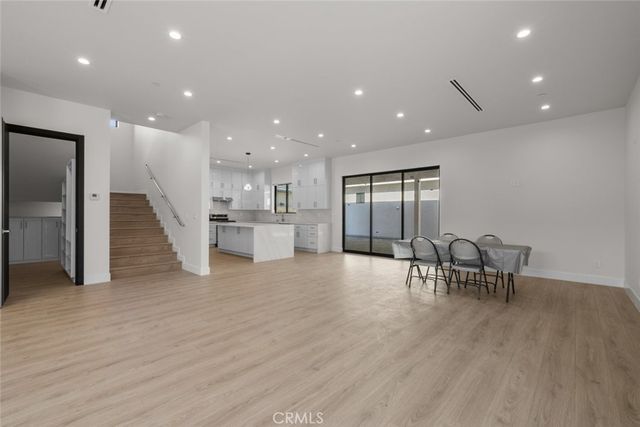 12937 W Kilikia Drive, North Hollywood, CA 91605