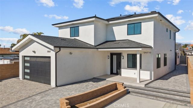 12937 W Kilikia Drive, North Hollywood, CA 91605