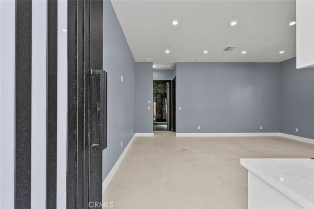 12937 W Kilikia Drive, North Hollywood, CA 91605