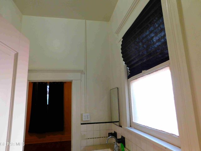 1024 UPSON Drive, El Paso, TX 79902