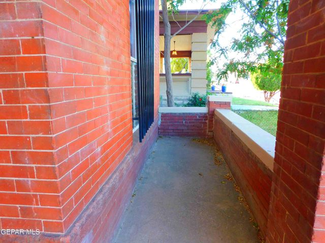 1024 UPSON Drive, El Paso, TX 79902