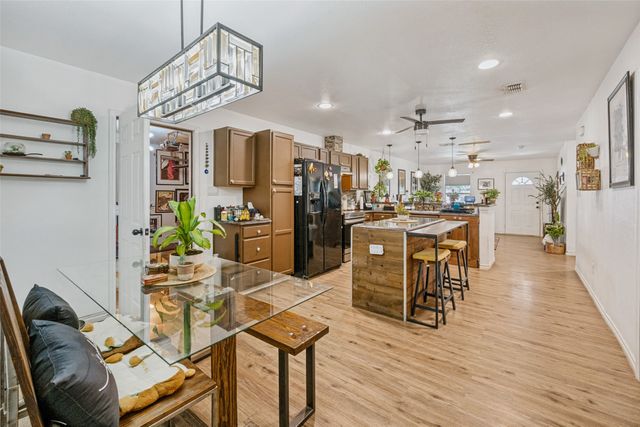 1212 E Jessamine Street, Fort Worth, TX 76104