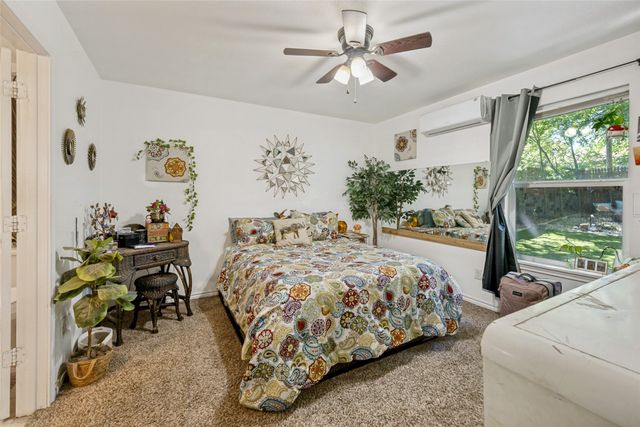 1212 E Jessamine Street, Fort Worth, TX 76104